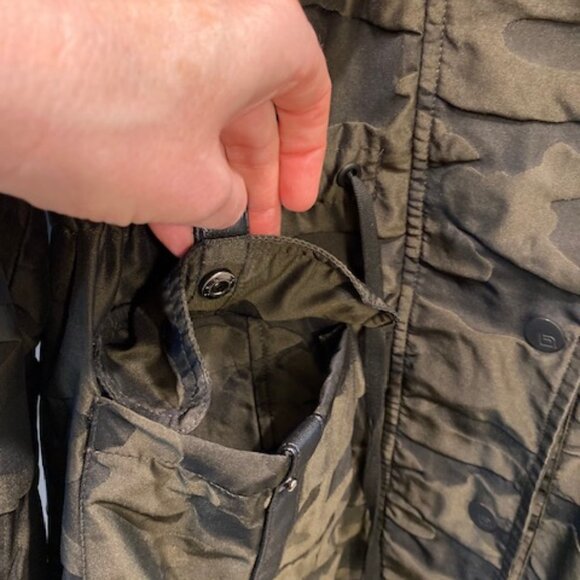 Blanc Noir Camo-Print Hooded Anorak Jacket - Picture 11 of 14